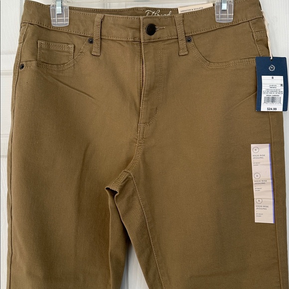 Universal Thread Tan Jeans - Picture 2 of 6
